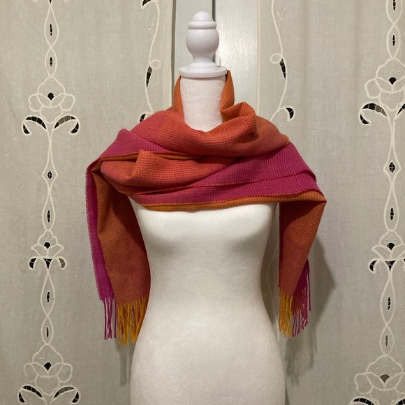 Gorgeous Baby Alpaca Wrap, Made in Peru, Pink and Orange, Rare - Picture 7 of 16